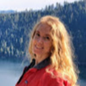 Meet your Posher, Kendra